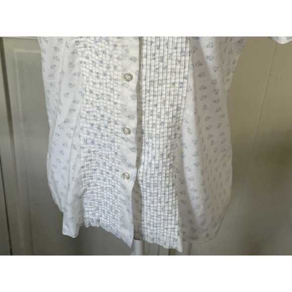 Vintage Rrrruss Blue White Floral Button Up Top Cottagecore Grannycore READ - Picture 12 of 13